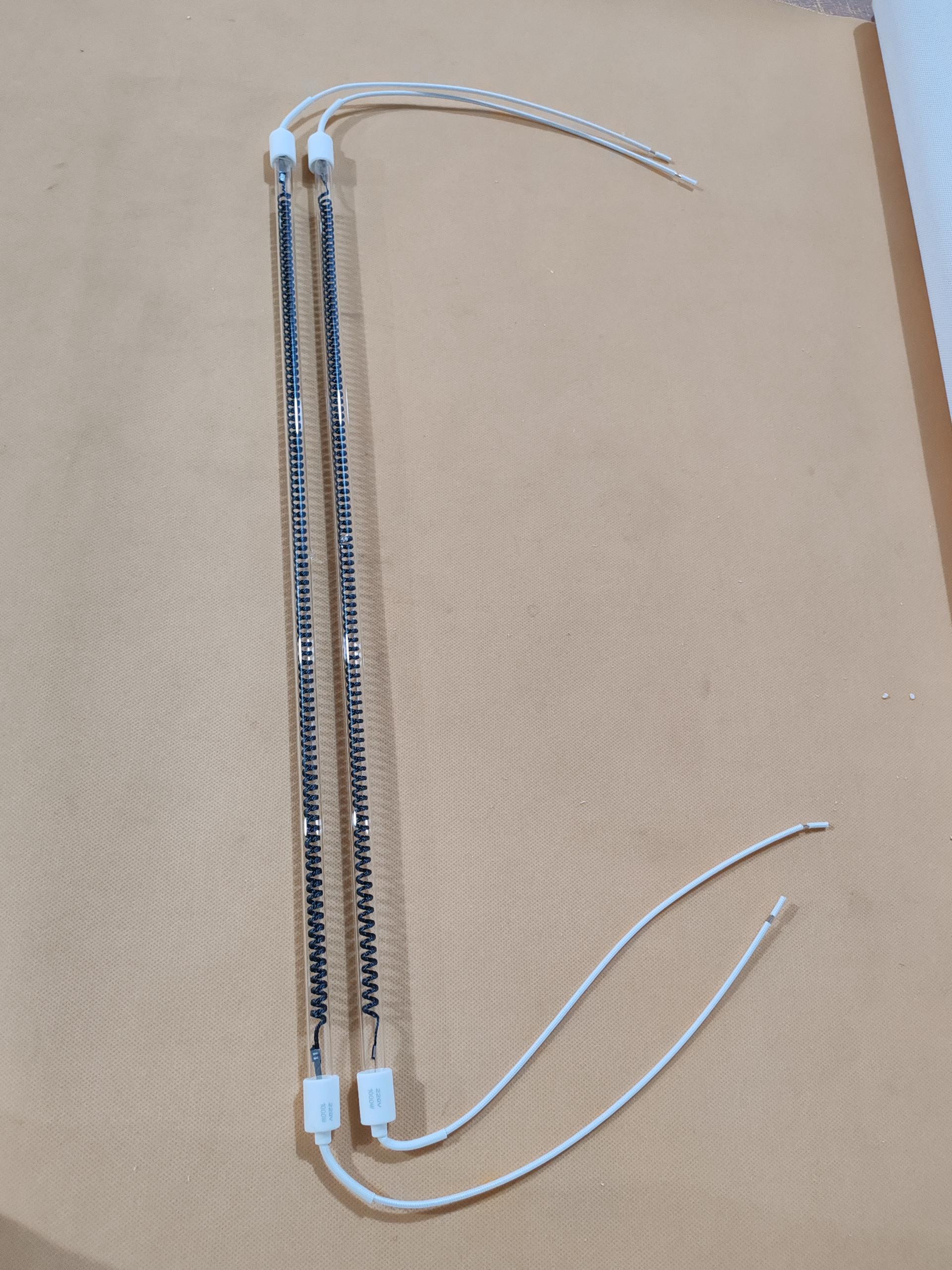 220V 2000W Kohlefaser Heizlampe