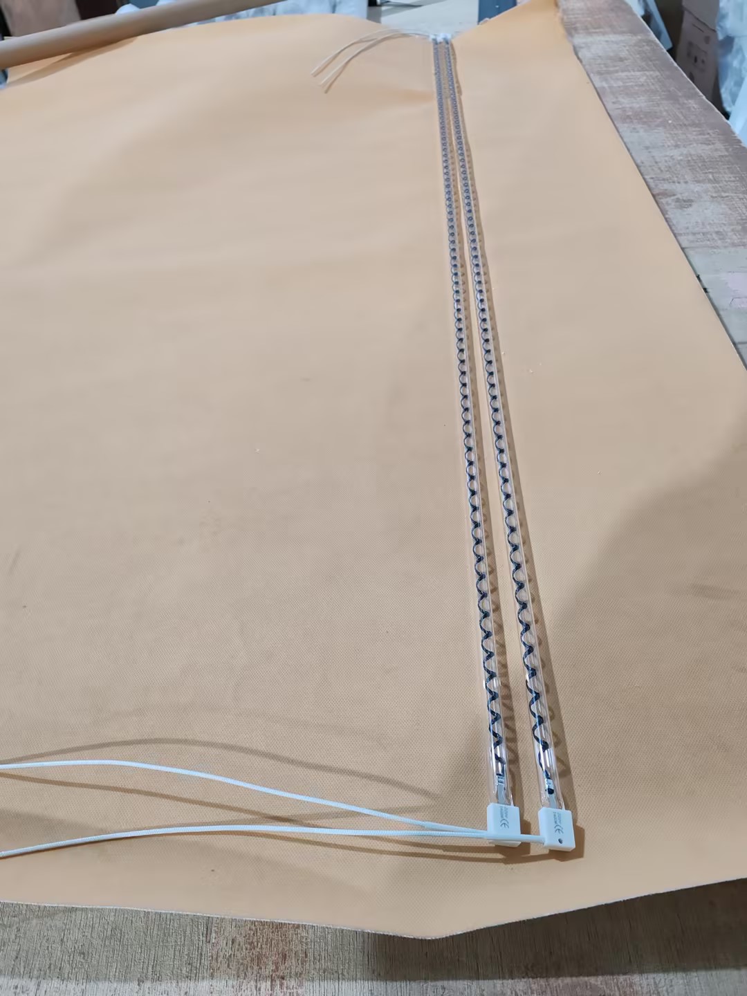 tüplü karbon fiber ısıtma lambası